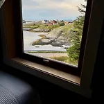 Sophiehuset- Cozy Oceanview Holiday home *