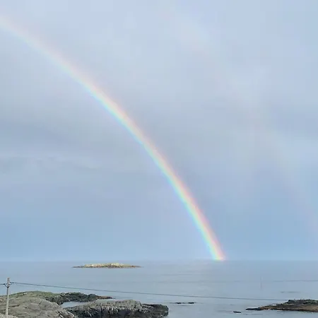 Feriehus Sophiehuset- Cozy Oceanview *