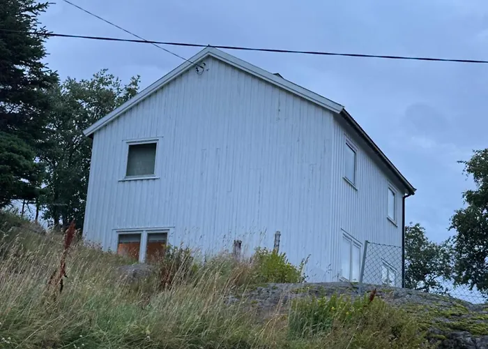 Sophiehuset- Cozy Oceanview Sørvågen