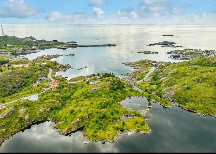 Sophiehuset- Cozy Oceanview *