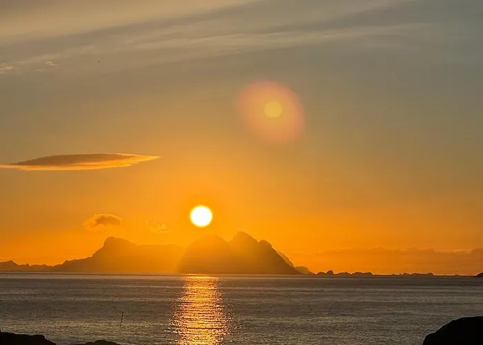 Sophiehuset- Cozy Oceanview Sørvågen