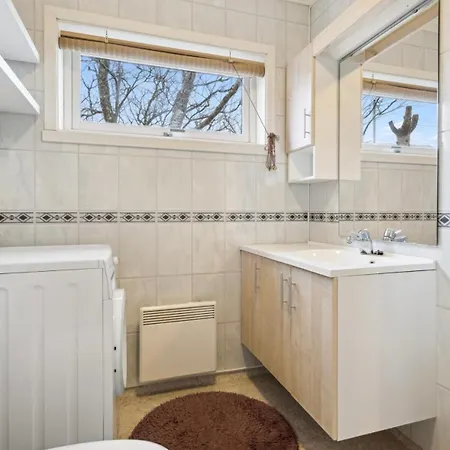 Sophiehuset- Cozy Oceanview *